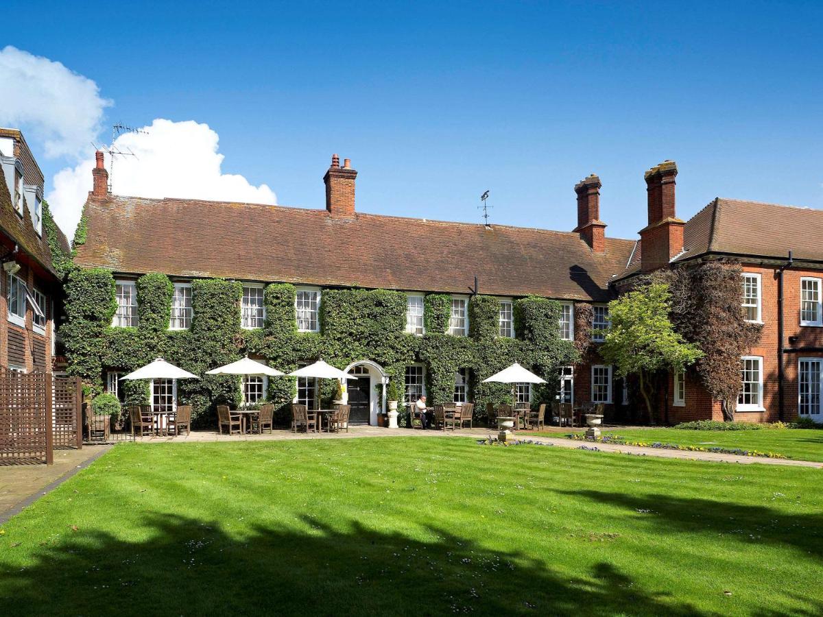 Bush Hotel Farnham Eksteriør bilde